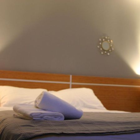 Helios Hotel Poitiers Ngoại thất bức ảnh